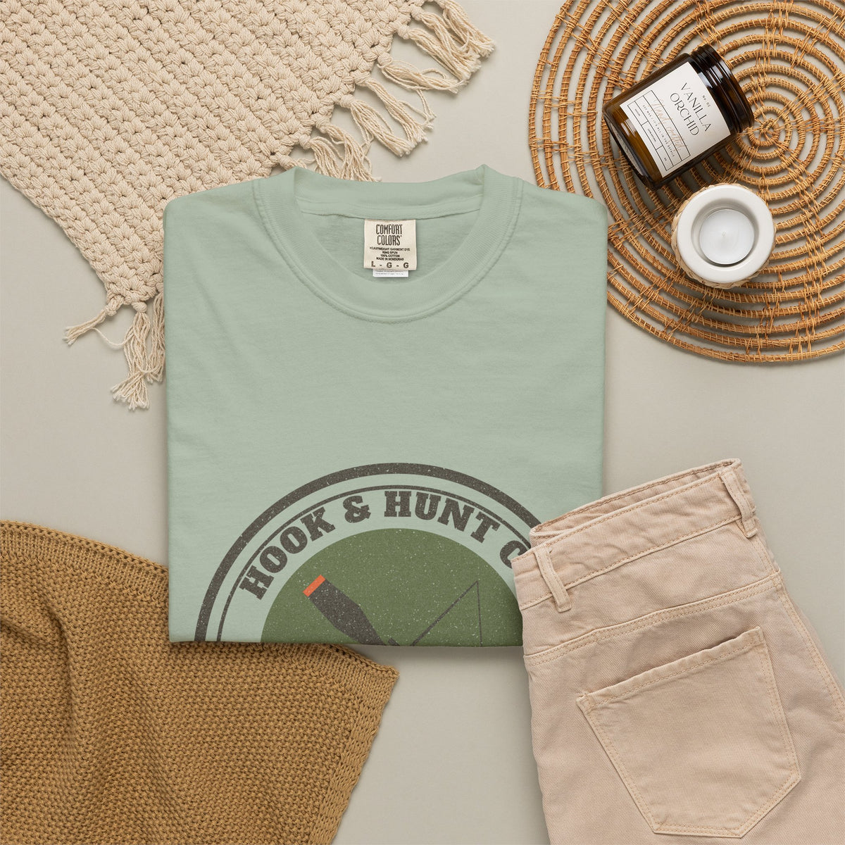 Hook & Hunt Co. Badge Tee - Bay lifestyle | Hook & Hunt Co.